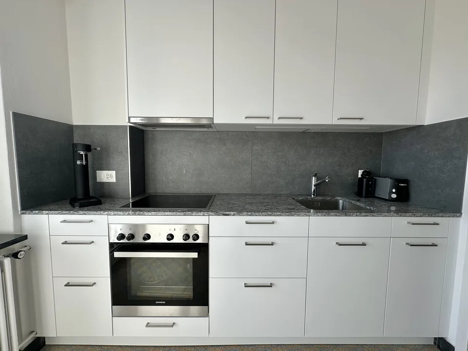 Helle 1.5-Zimmer-Wohnung in Arbon mit Balkon und Weitblick Nähe Altstadt & See – Foto 5 von 8