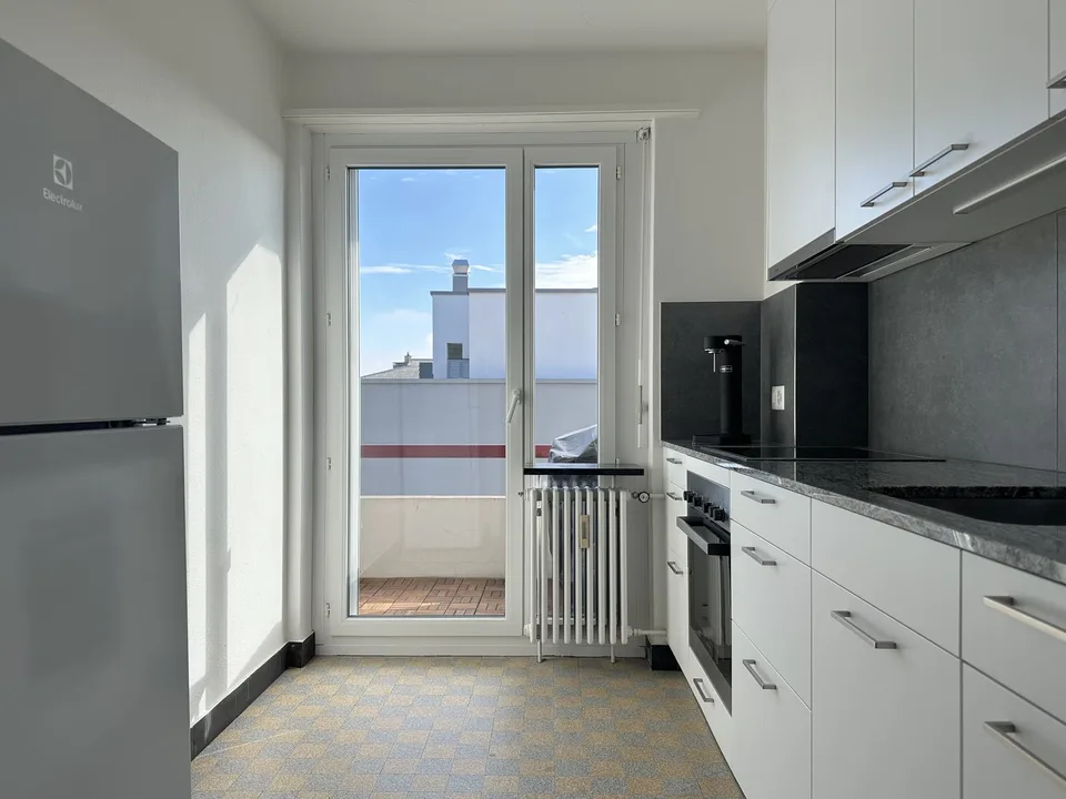 Helle 1.5-Zimmer-Wohnung in Arbon mit Balkon und Weitblick Nähe Altstadt & See – Foto 6 von 8