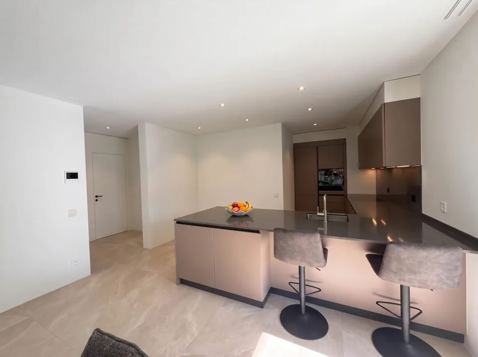 Komfort und Modernität in einer eleganten 3.5-Zimmer-Wohnung - Minusio – Foto 3 von 10