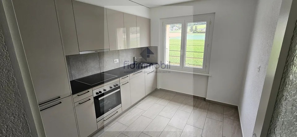 Schönes, komplett renoviertes Apartment, hell und angenehm zu bewohnen. – Foto 5 von 6