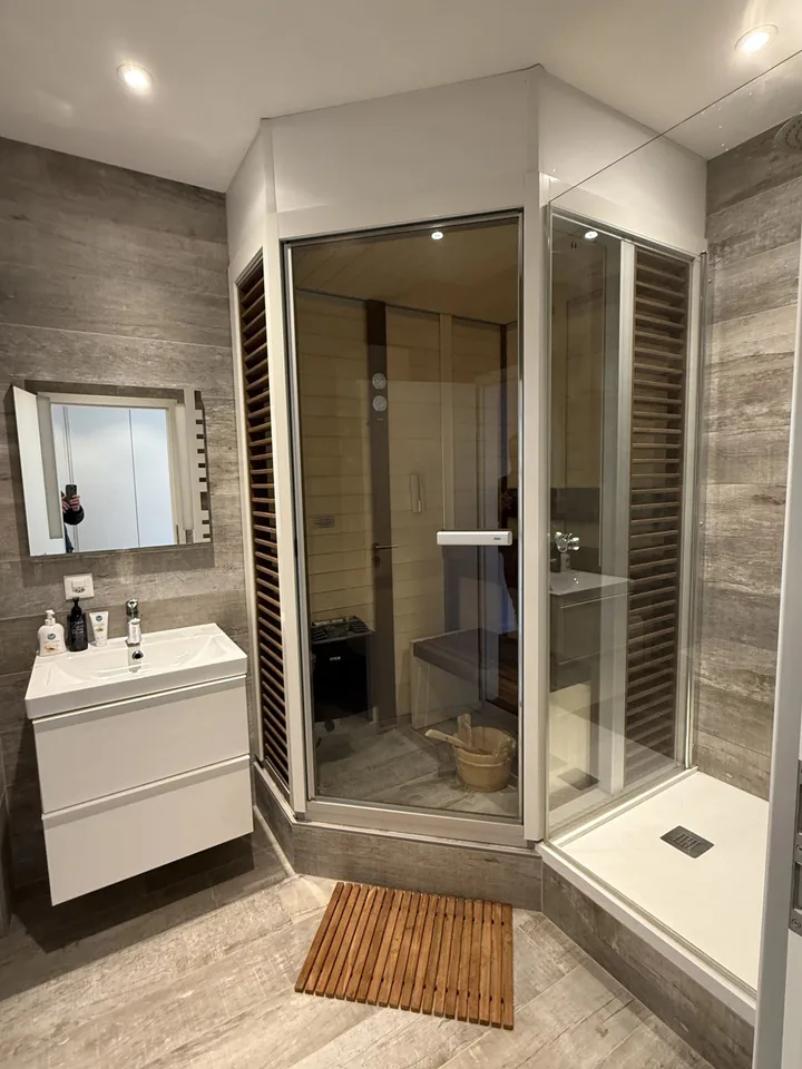 Magnifique appartement lumineux meublé récemment rénové de 58 m2 et 24 m2 de terrasse avec vue dégagée sur le parc – photo 12 sur 13