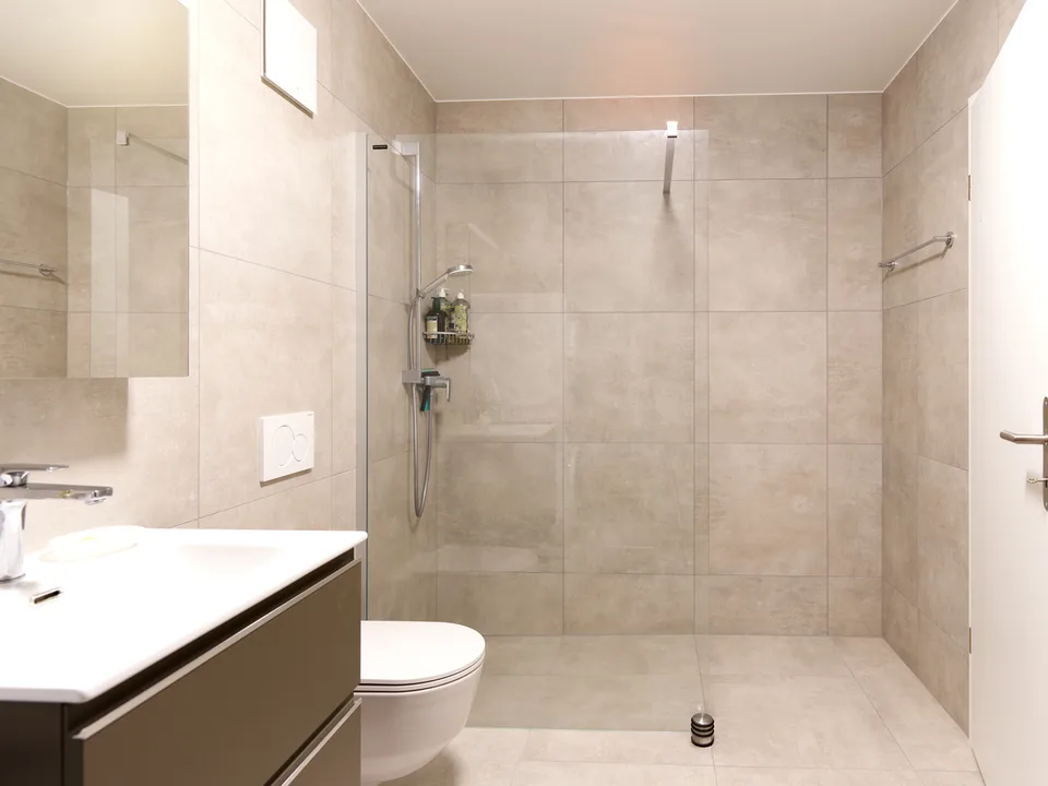 In vendita - Appartamento di 3,5 locali con terrazza e giardino – foto 5 di 12