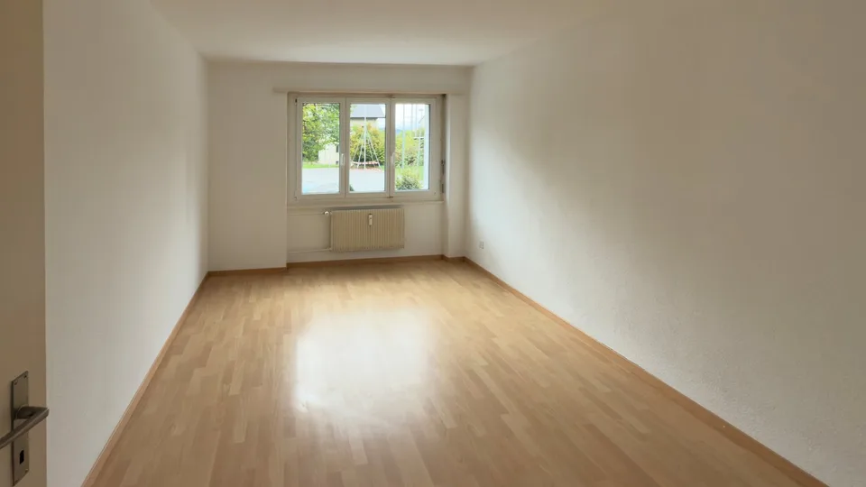 Grosszügige Wohnung mit Wintergarten – Foto 6 von 9