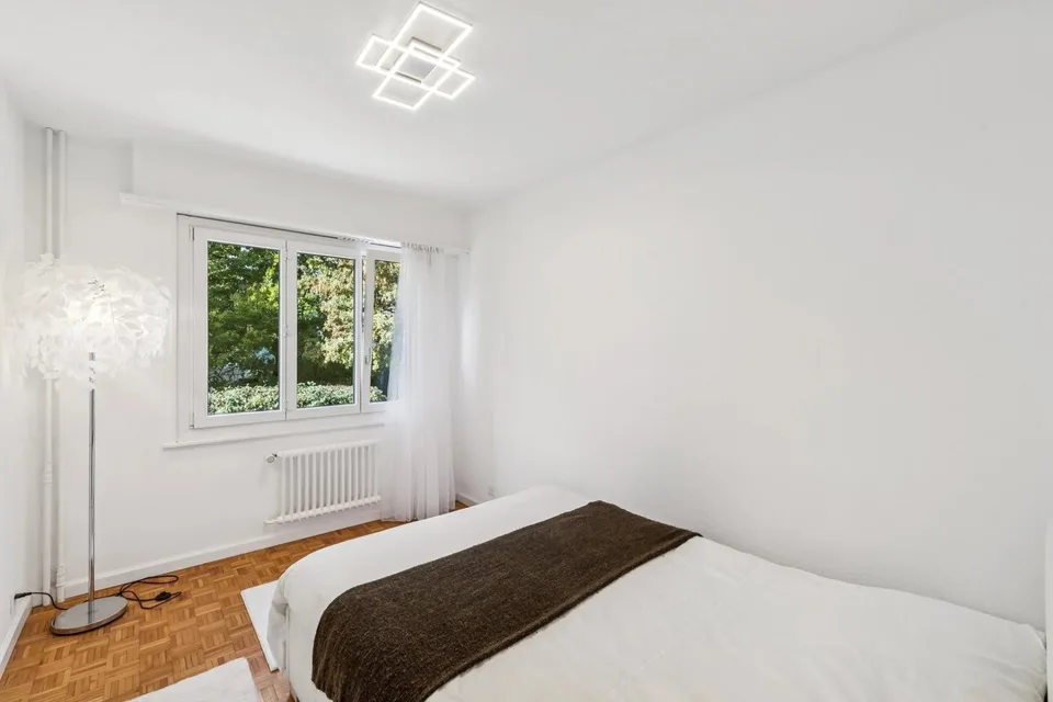 Exklusiv - 5-Zimmer-Wohnung in unmittelbarer Nähe des Sees – Foto 9 von 13