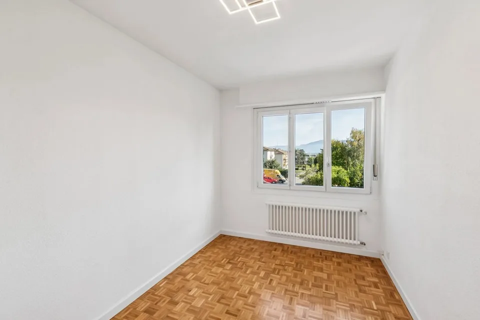 Exklusiv - 5-Zimmer-Wohnung in unmittelbarer Nähe des Sees – Foto 13 von 13