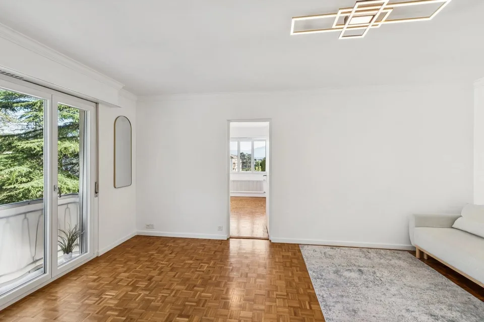 Exklusiv - 5-Zimmer-Wohnung in unmittelbarer Nähe des Sees – Foto 7 von 13