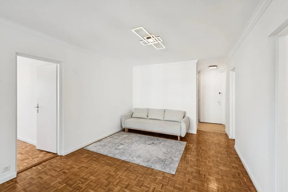Exklusiv - 5-Zimmer-Wohnung in unmittelbarer Nähe des Sees – Foto 5 von 13