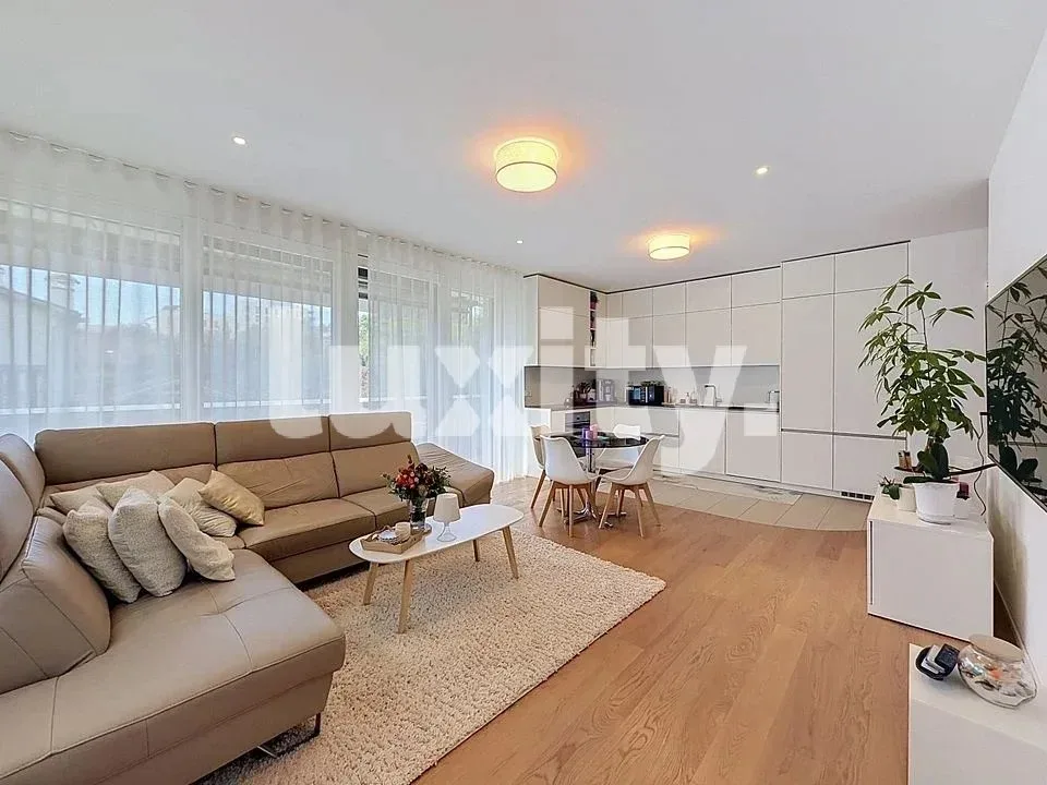 Modern furnished apartment - Close to Bachet train station – photo 2 of 3