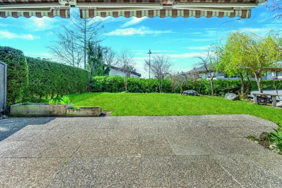 5.5-Zimmer-Reiheneckhaus mit Garten, Garage und drei Abstellplätzen - Hausmattstrasse 2 + 6b, Ittigen – Foto 4 von 11