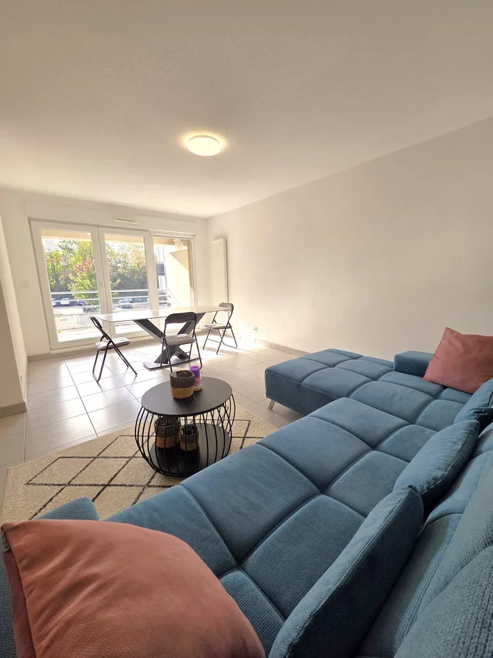 3-room apartment of 73.39m² – photo 2 of 8