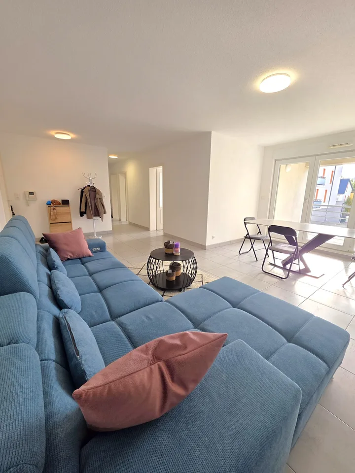 3-room apartment of 73.39m² – photo 3 of 8