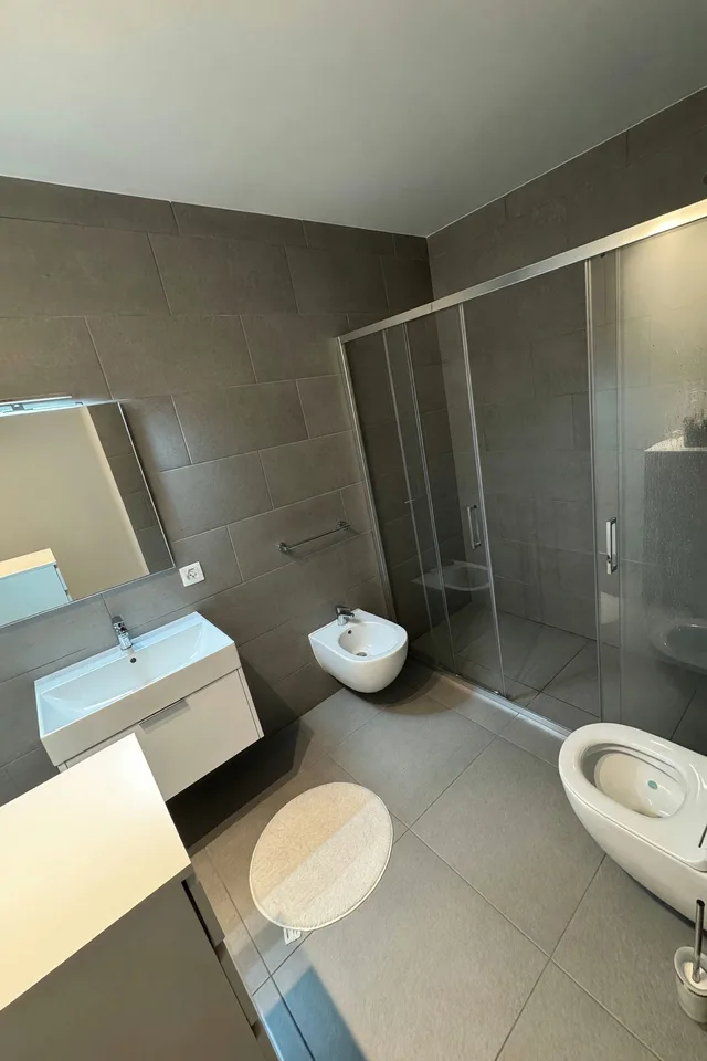 Elegante attico 3,5 avec terrasse de 70 m² au cœur de Bellinzona – photo 18 sur 19