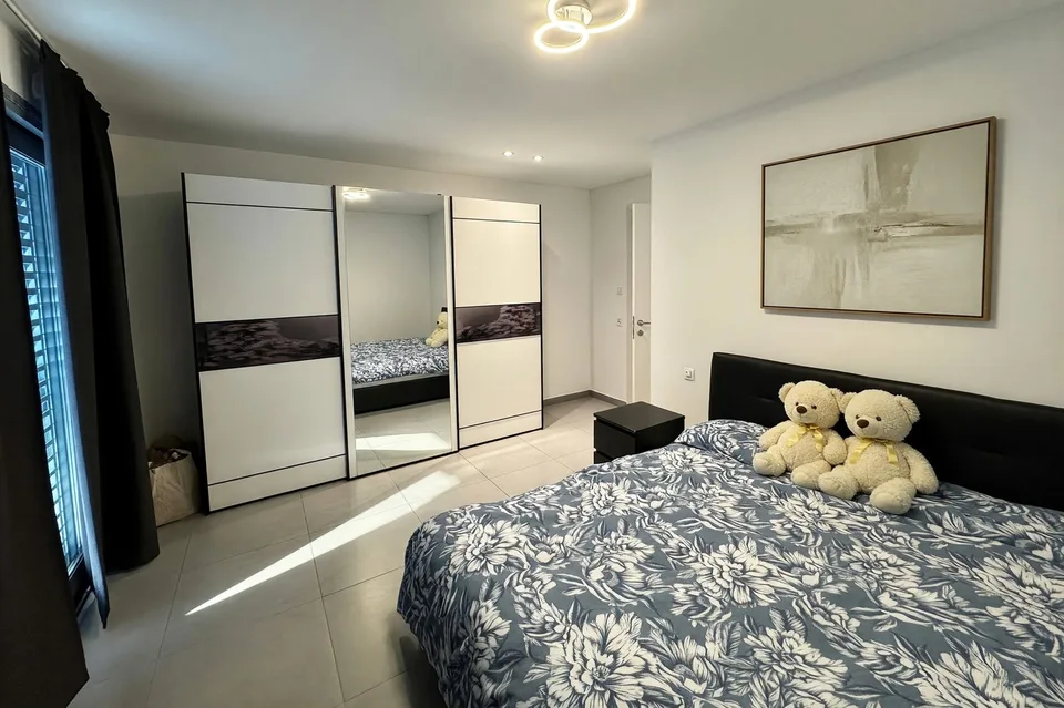 Elegante attico 3,5 avec terrasse de 70 m² au cœur de Bellinzona – photo 15 sur 19