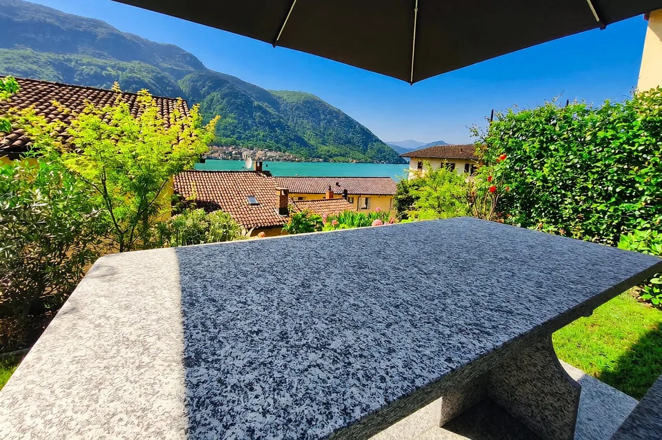 Elegante appartement 4,5 pièces avec vue sur le lac et jardin privé à Capolago rénové – photo 18 sur 21