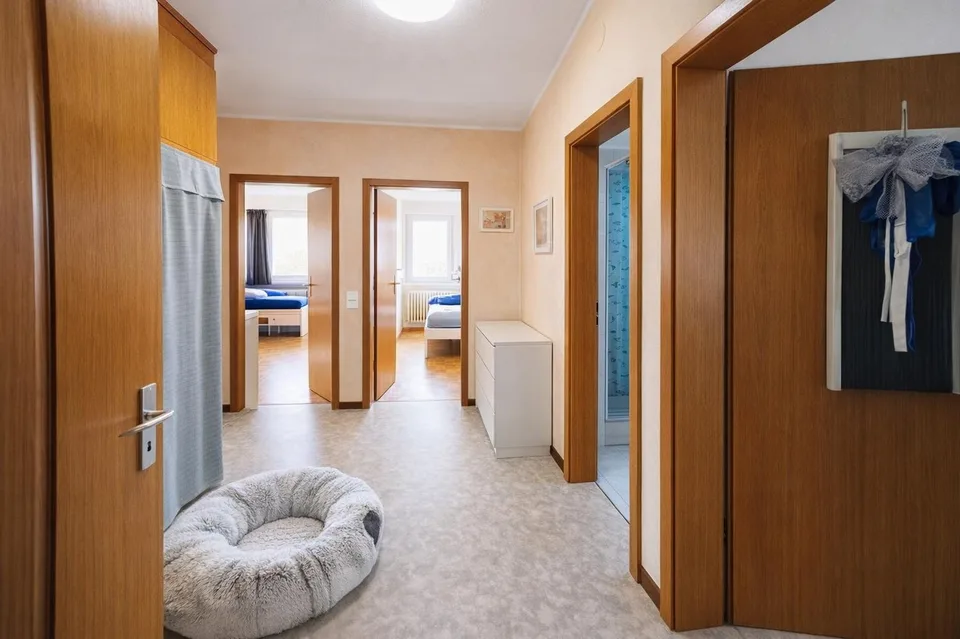 Maison bifamiliale 4,5 et 4,5 avec jardin, trois terrasses et grand grenier. – photo 16 sur 18