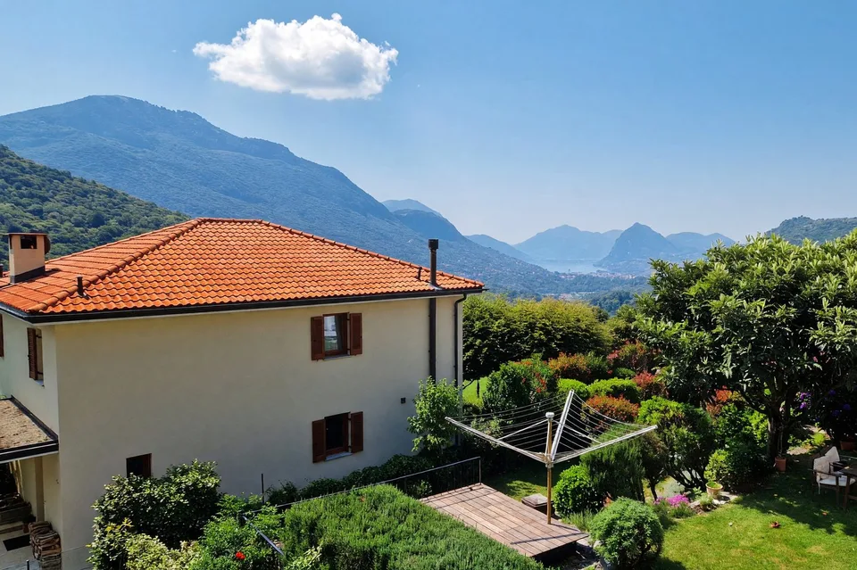 Casa contigua 5,5 locali con terrazza vista lago e giardino a Lopagno – foto 22 di 23