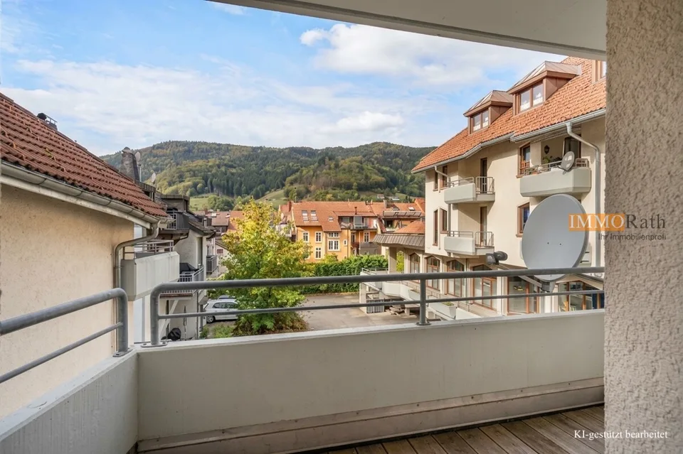 IMMORath.de - Lichtdurchflutete 1-Zimmerwohnung mit Balkon in Todtnau – Foto 7 von 13
