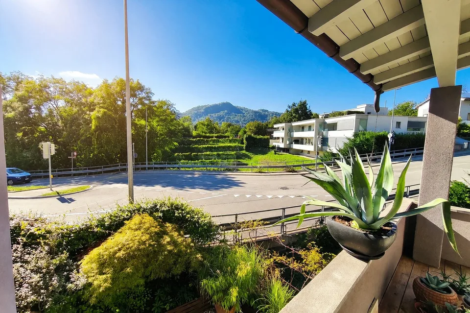 Zweifamilienhaus mit 7 Zimmern und Garten in Davesco renoviert – Foto 10 von 24