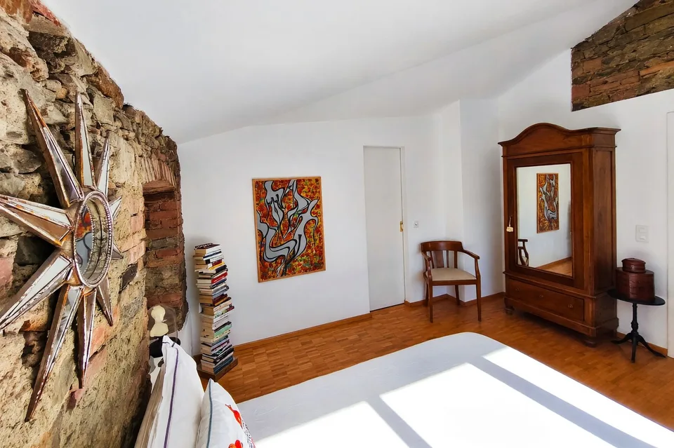 Zweifamilienhaus mit 7 Zimmern und Garten in Davesco renoviert – Foto 18 von 24