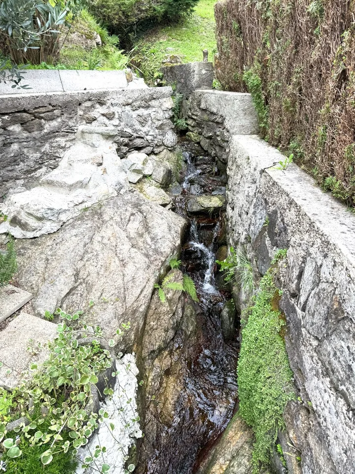 Maison unifamiliale de 6,5 pièces avec jardin, rénovée et de standing moyen à élevé. – photo 16 sur 23
