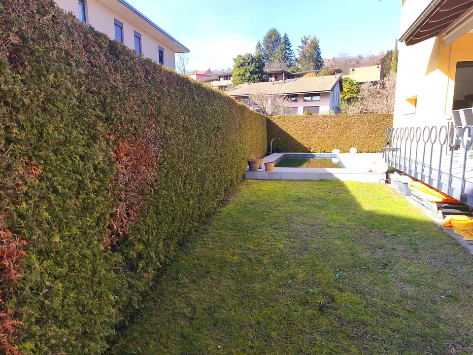 Maison merveilleuse de 6,5 pièces avec jardin et piscine à contre-courant – photo 15 sur 19
