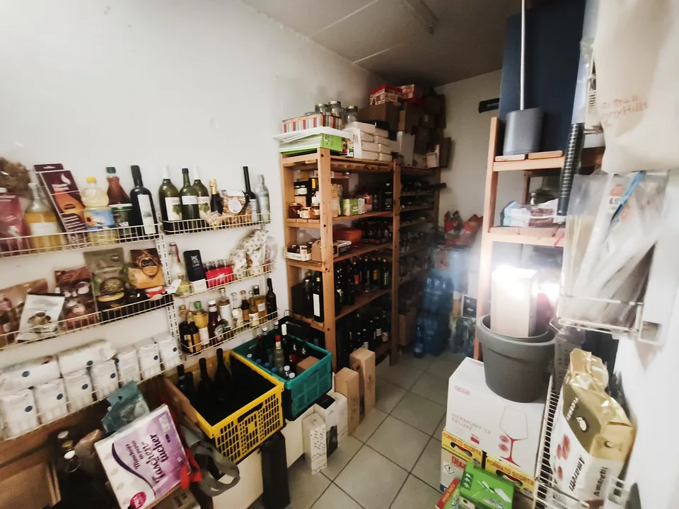 Maison merveilleuse de 6,5 pièces avec jardin et piscine à contre-courant – photo 18 sur 19