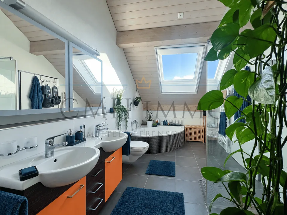 Charmante Dachwohnung mit Weitblick in Kirchleerau – 4.5 Zimmer, 147 m² – Foto 5 von 12