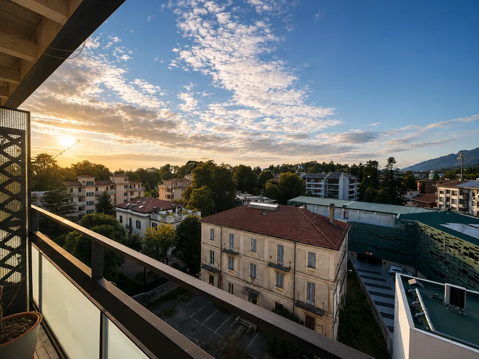 Helles 3.5-Zimmer-Apartment mit Balkon in Varese – sofort verfügbar – Foto 7 von 10