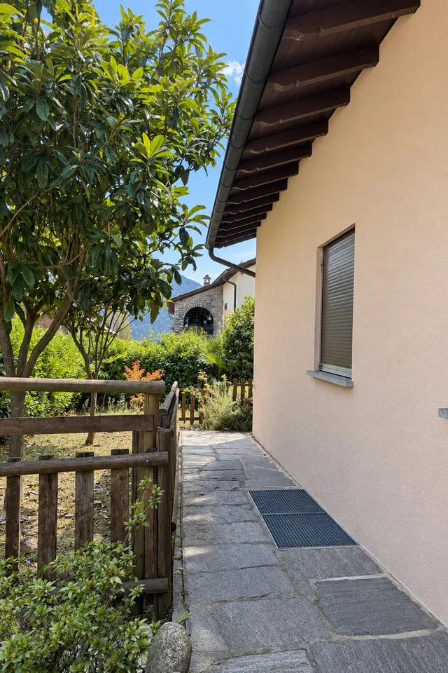 Maison multifamiliale aux mille possibilités avec vue sur le lac et jardin – photo 7 sur 12