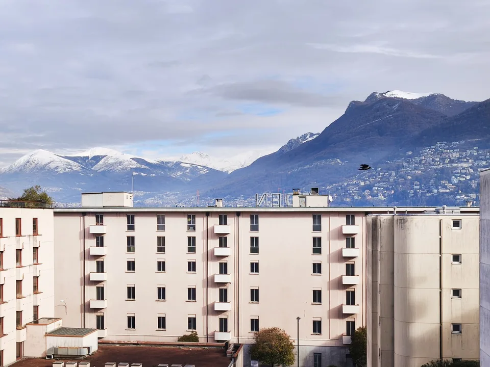 Elegante nouveau 3,5 pièces en haut standing avec terrasse habitable – photo 13 sur 14