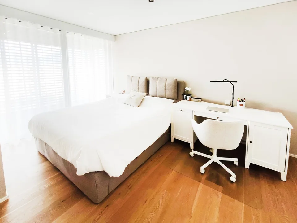 Elegante nouveau 3,5 pièces en haut standing avec terrasse habitable – photo 7 sur 14