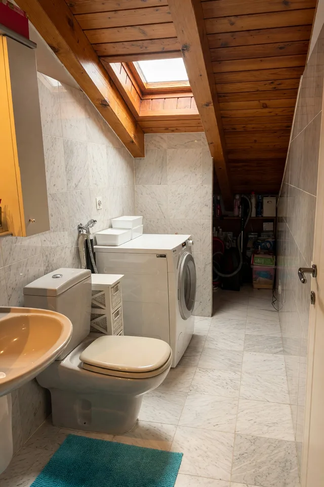 Bel appartement duplex spacieux avec 5,5 pièces, terrasse panoramique et cheminée – photo 18 sur 18