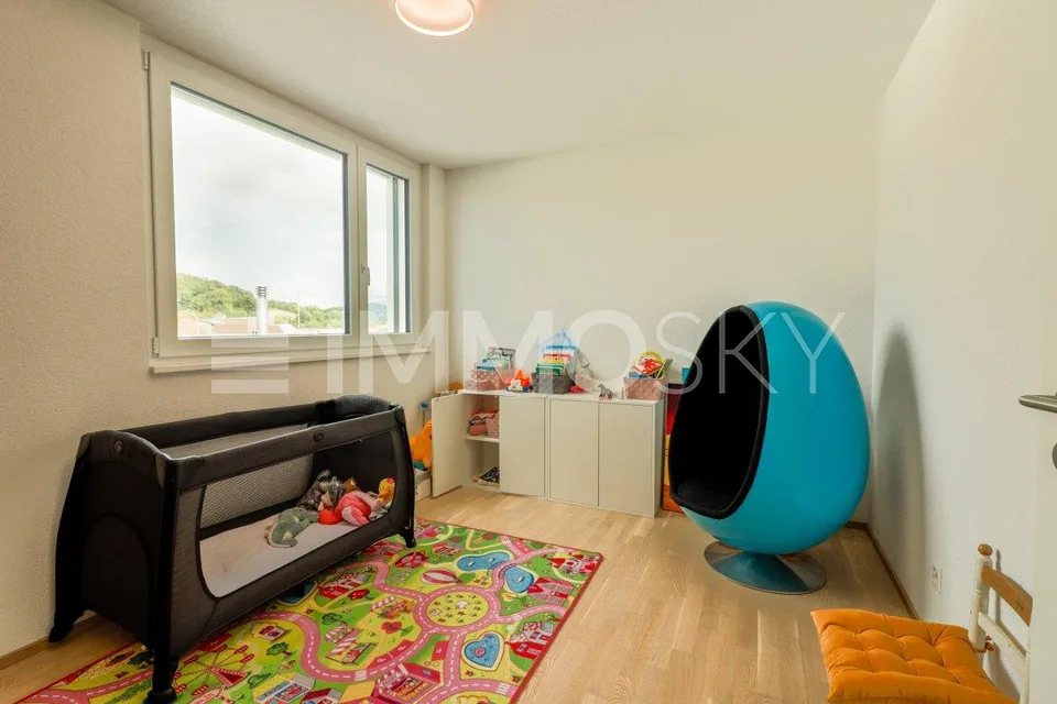 Geräumige moderne Villa mit hochwertigen Materialien – Foto 10 von 12