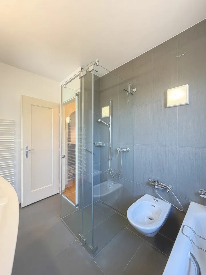 Three-party house with development potential, Wabern near Bern – photo 23 of 30