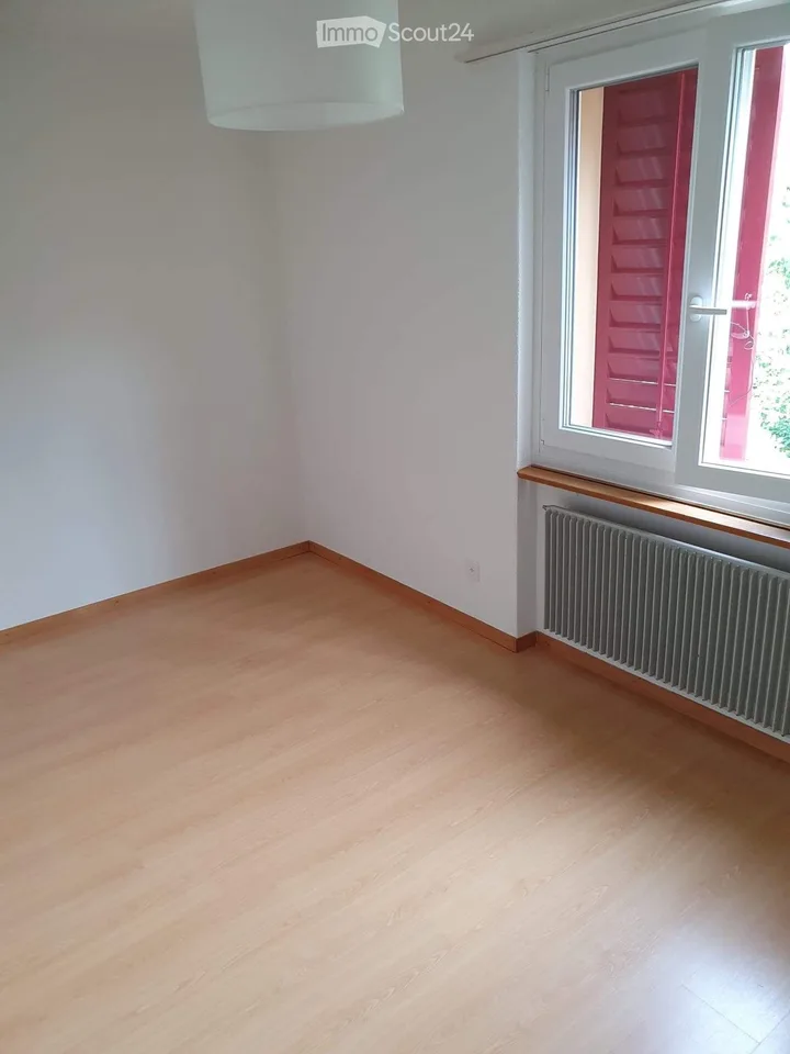 Schöne 4 Zimmer Wohnung – Foto 2 von 5