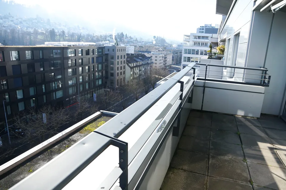 Exklusive möblierte 3.5 Zimmer Stadtwohnung nahe Bahnhof Zug – foto 10 di 13