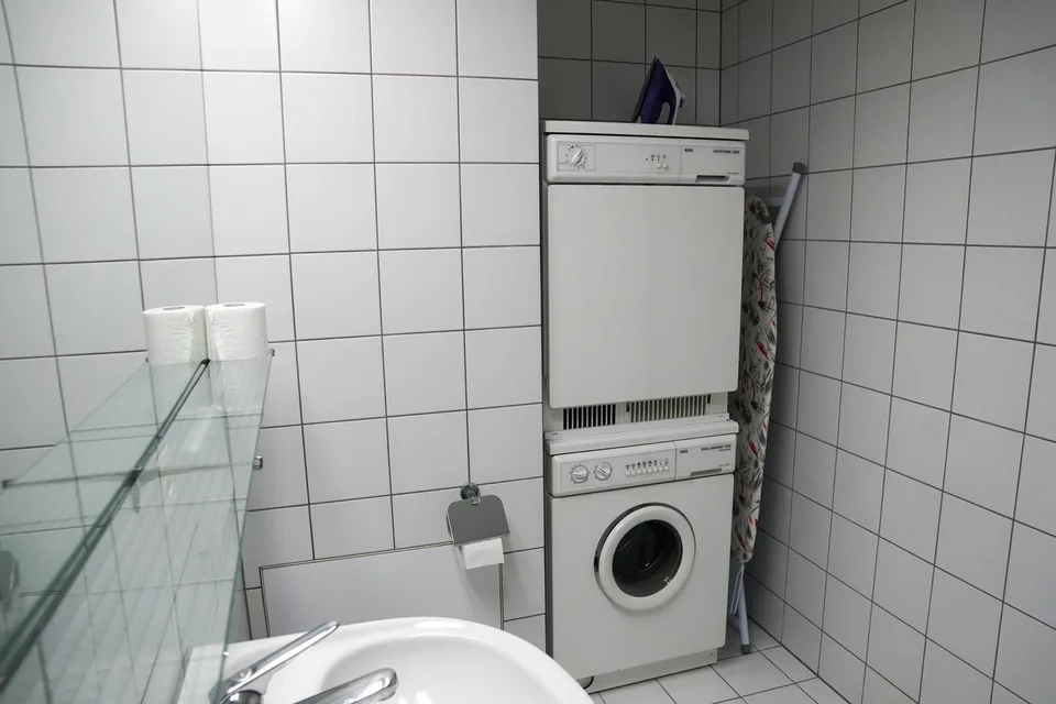 Exklusive möblierte 3.5 Zimmer Stadtwohnung nahe Bahnhof Zug – foto 13 di 13