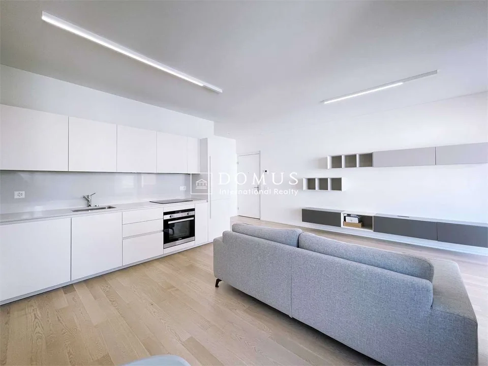 Zentrale 2.5-Zimmer-Wohnung mit Seeblick – Foto 4 von 9