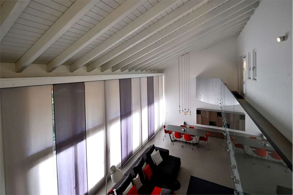 Elegance and modernity: Renovated semi-detached villa – photo 9 of 13