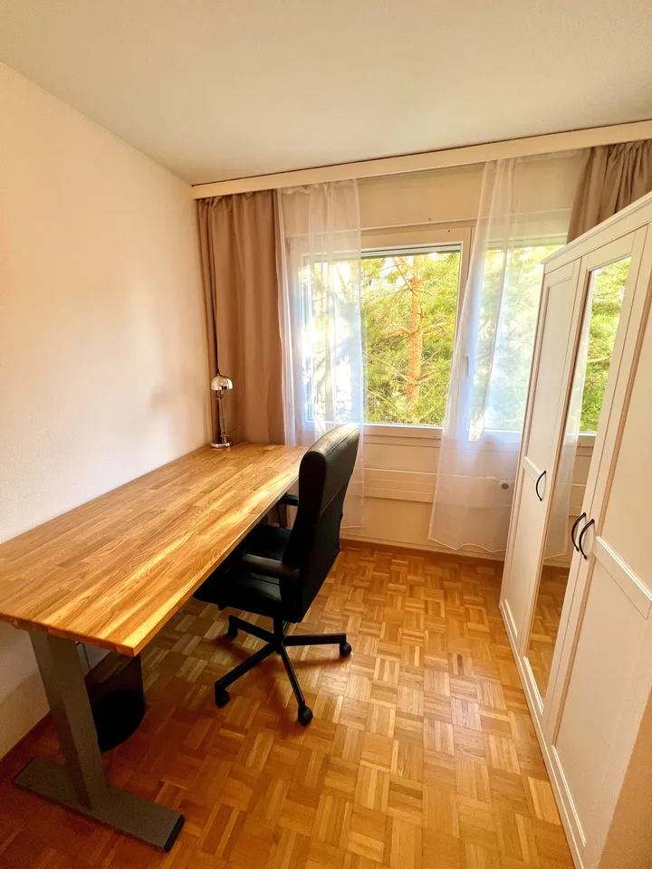 Schönes Zimmer an top Lage :) – photo 2 of 7