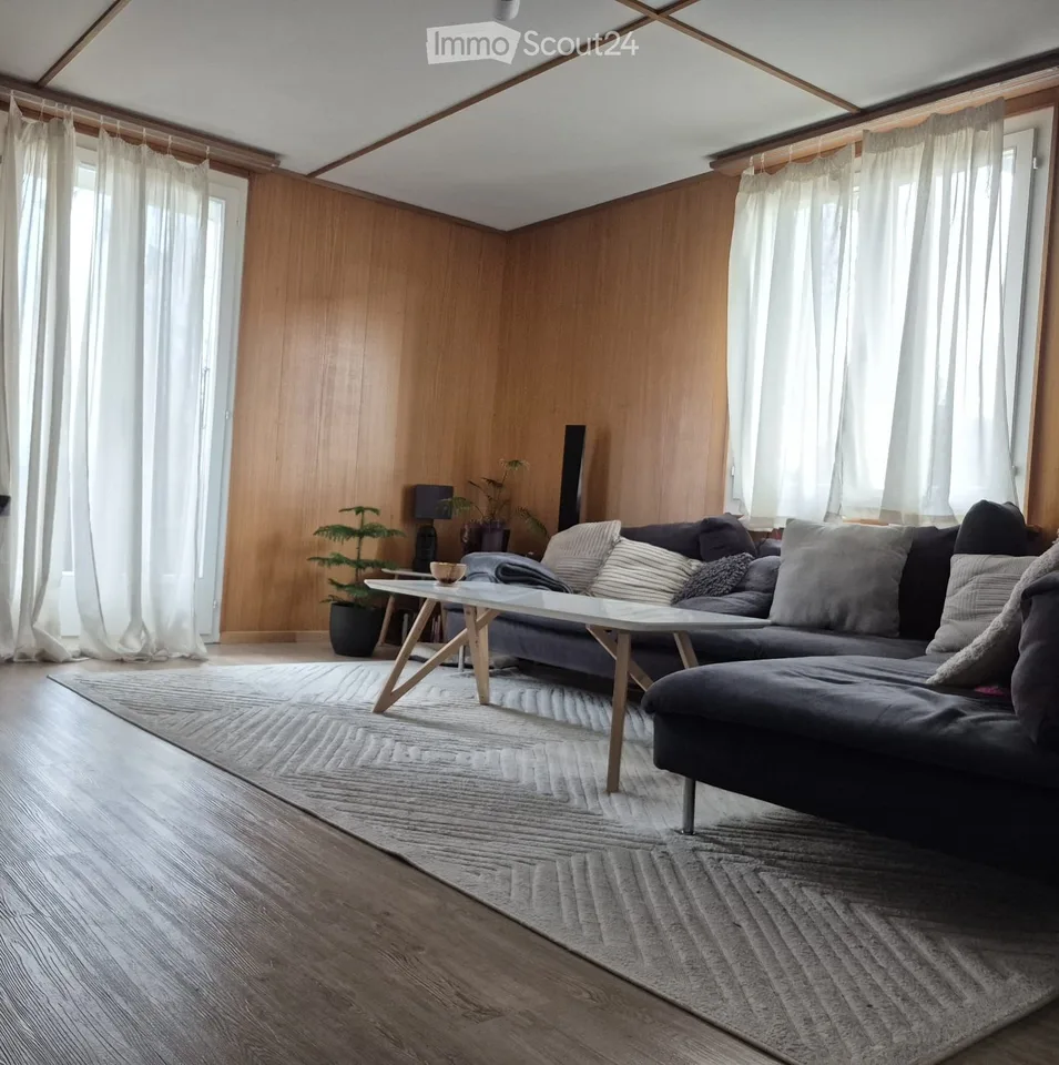 4,5 /5 Zimmerwohnung 1. Stock – Foto 4 von 5