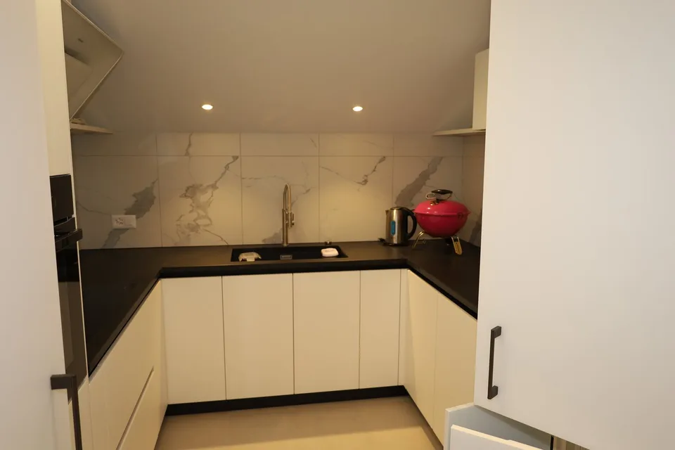 Appartement de 3.5 pièces avec vue et balcon – photo 9 sur 21