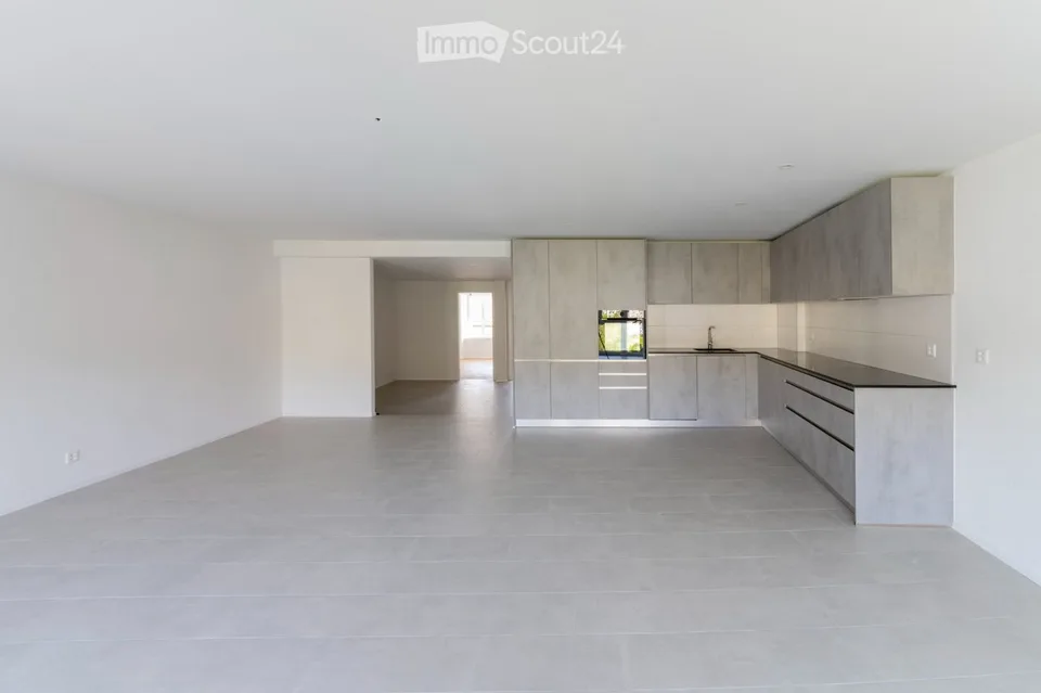 Wohnung 3.5 Zimmer renoviert, 102 m² im Zentrum von Landeron – Foto 2 von 5