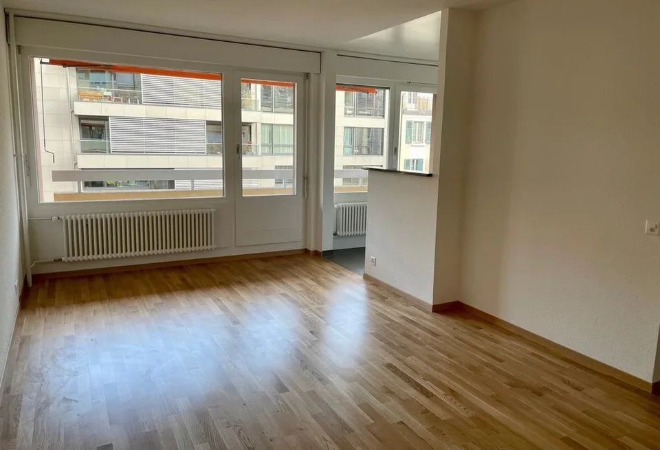 Collegamento - Vicino al quartiere delle banche e del Rodano – foto 6 di 9