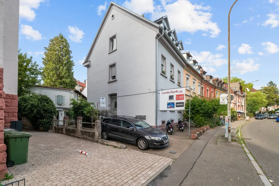Rare find in Wiehre: Residential and commercial building with commercial courtyard, 5 residential and 4 commercial units – photo 3 of 13