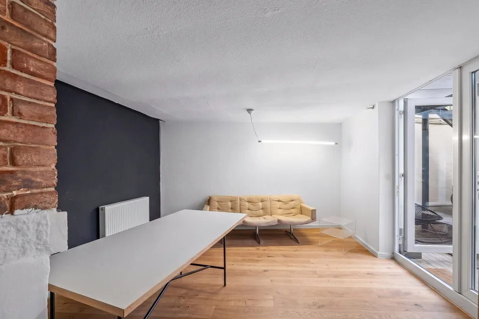 Apartment building with greened commercial courtyard in the Wiehre, 5 residential and 4 – photo 10 of 13