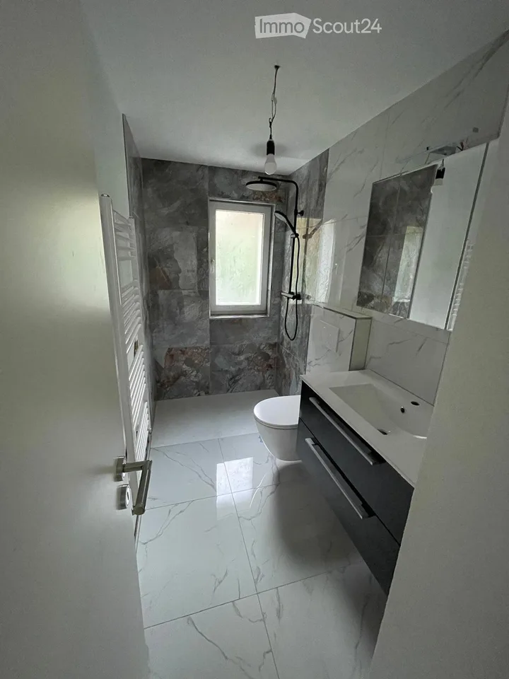Sehr schönes 3.5-Zimmer-Apartment, komplett renoviert. Erstvermietung – Foto 5 von 5