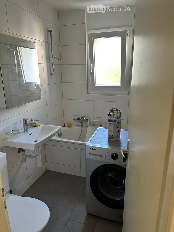 Übernahme des Mietvertrags – Foto 4 von 5