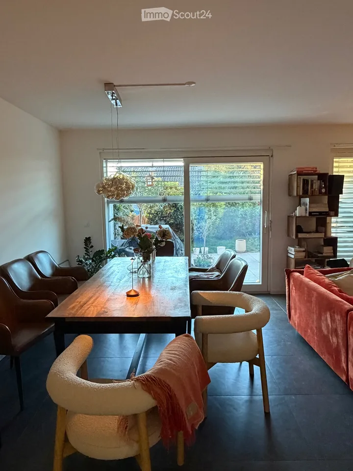 Zu vermieten Apartment mit eigenem Garten und Seeblick – Foto 2 von 5