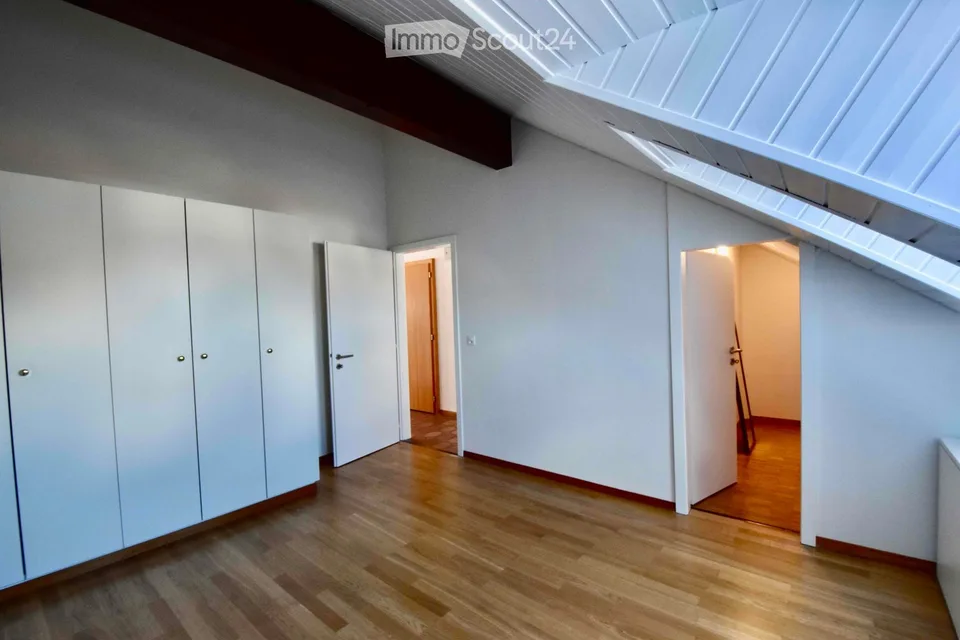 Ein Charmantes 2,5-Zimmer-Wohnung mit Panoramablick auf den Genfersee in Belmont-sur-Lausanne – Foto 7 von 9